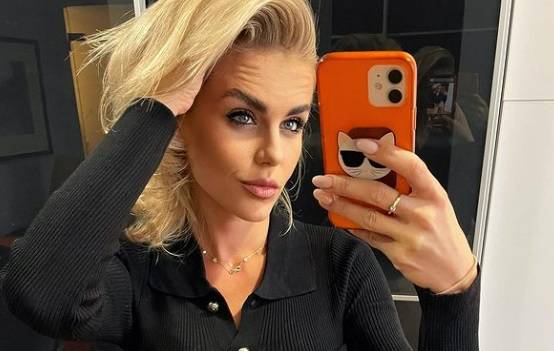 Żona Marcina Mroczka kusi głębokim dekoltem. Marlena Muranowicz dawno nie pokazała tak śmiałego kadru! 