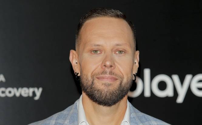 Mateusz Borkowski z "Gogglebox" na plaży. Odsłonił ciało po zrzuceniu 170 kilogramów [ZDJĘCIA]