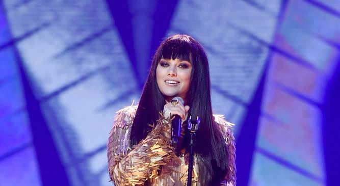 Ewa Farna w seksownej kreacji w stylu Kim Kardashian. Co za kształty!