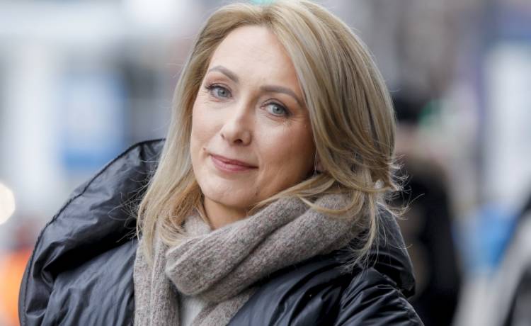 Gwiazda telewizji TVN rozpłakała się na wizji. Dziennikarka nie zdołała ukryć łez