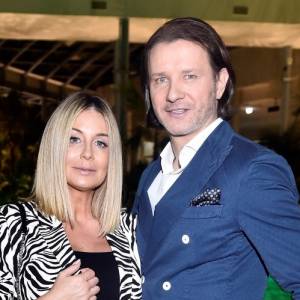 Radosław Majdan podarował żonie prezent na 4. rocznicę ślubu. "Siedzę i płaczę" - napisała Małgorzata Rozenek