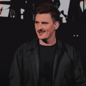 Dawid Podsiadło publikuje koncertową wersję "W dobrą stronę". Wersja z PGE Narodowego robi furorę w sieci!