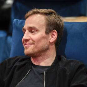 Po trzech miesiącach zrezygnował z roli Pawła w „Pierwszej miłości”. Zdradził powód