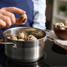 Niepozorne, a zdrowsze niż myślisz! Oto jajka, które powinny znaleźć się w twoim jadłospisie