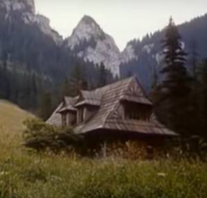 To tatrzańskie schronisko wyleciało w powietrze 35 lat temu. Moment eksplozji wykorzystano w filmie "Trójkąt Bermudzki" [WIDEO]