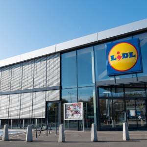 Lidl rozdaje czekoladę za darmo. Akcja trwa tylko dzisiaj!                      