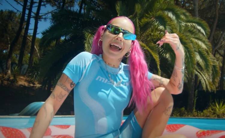 "Jungle Girl" po francusku! Wykonanie hitu Young Leosi zachwyciło internautów [WIDEO]