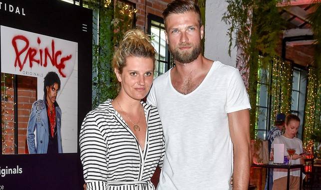 Andrzej Wrona i Zosia Zborowska na zabawnym nagraniu. "Jesteście niemożliwi"                                                                         