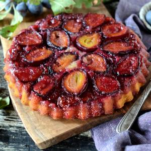 To jesienne ciasto jest moim hitem. Sprawdzony przepis na tartę ze śliwkami