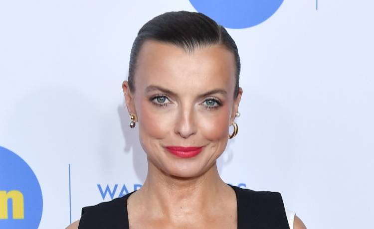 Kasia Sokołowska w odważnej sesji zdjęciowej. 50-latka zrezygnowała z biustonosza [FOTO]