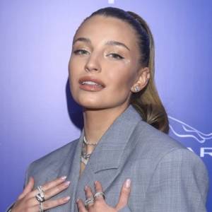 Julia Wieniawa chwali się zgrabną sylwetką w bikini. Fani: "Piękność" [ZDJECIA]