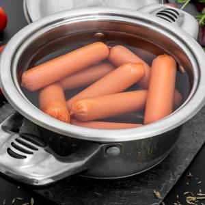 Gotujesz parówki w ten sposób? To duży błąd 