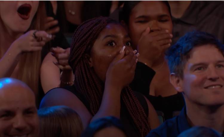 Ogień na scenie i interwencja pracowników produkcji "Mam talent". Wszystko na oczach publiczności!