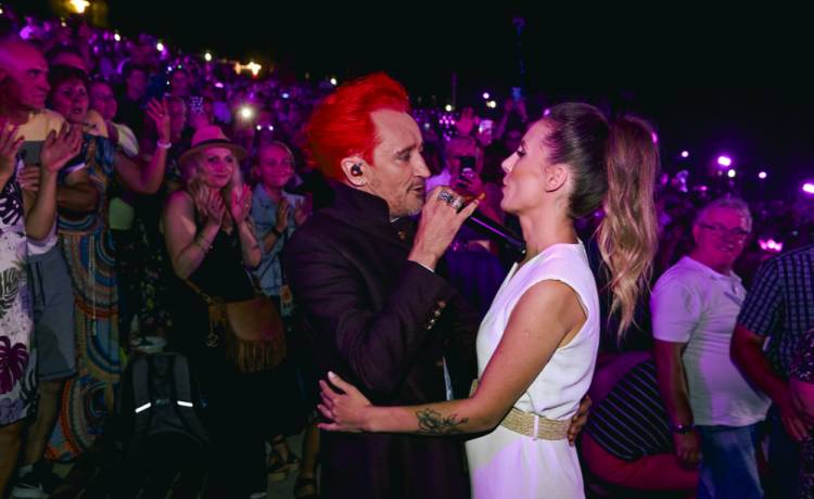 Ciężarna żona Michała Wiśniewskiego zmartwiła szczerym wyznaniem. "Dobrze nie jest..."