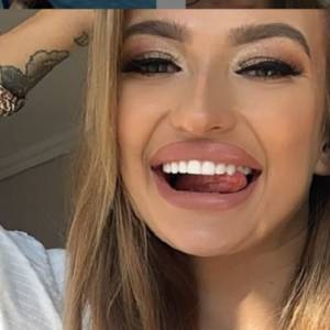 Pończochy i koronkowa bielizna. Natalia z "Love Island" intryguje na nowych zdjęciach!                