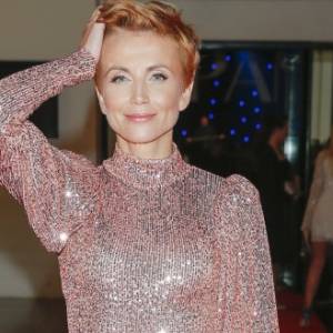 Katarzyna Zielińska w długich włosach nie do poznania! "Hit czy kit?" - zapytała w sieci                                                   