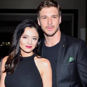 Mikołaj Roznerski i Adrianna Kalska już po ślubie!? Do sieci trafiło wymowne zdjęcie                                        