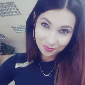 Diana z programu: "Rolnik szuka żony" w obcisłej kreacji. Ogłosiła, że jest zakochana! "Nie jest rolnikiem"