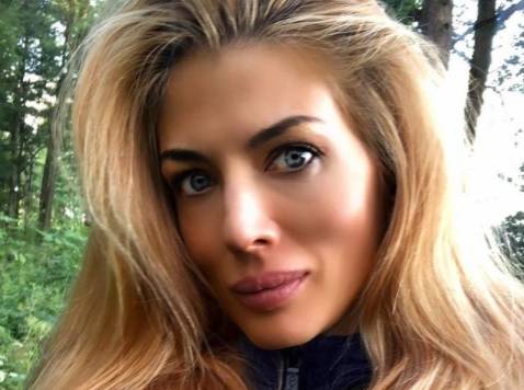 Modelka Izabella Łukomska-Pyżalska prezentuje ciało w bikini. Kobieta jest matką 6 dzieci. "Podziw" - komentują fani                                                        