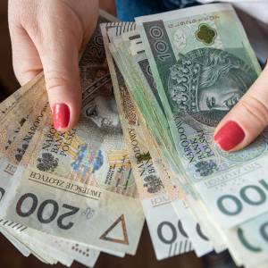 Unia Europejska wprowadza zakaz. Czy to koniec ery gotówki?