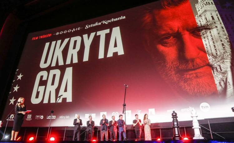  Agnieszka Woźniak-Starak na premierze "Ukrytej gry". To ostatnie dzieło Piotra Woźniaka-Staraka