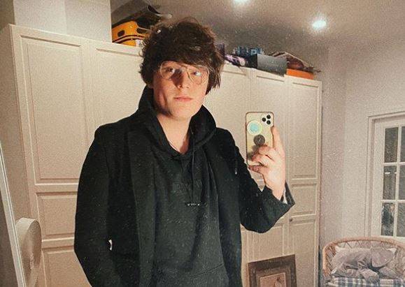 Polski youtuber miał poważny wypadek. Przestrzega fanów przed niezakładaniem kasku rowerowego