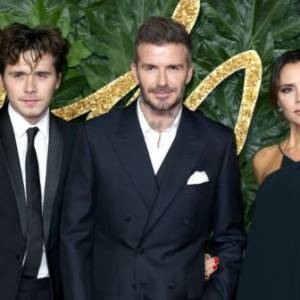 Brooklyn Beckham ożeni się z Nicolą Peltz. Dostaną od Beckhamów dom jako prezent ślubny?!