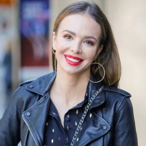 Anna Wendzikowska trenuje taniec na rurze. "To nie jest sport dla kobiet z klasą" - komentują oburzeni internauci