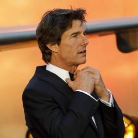 Zapiąć pasy! Tom Cruise oficjalnie wraca w „Top Gun 3”. Paramount potwierdza plotki