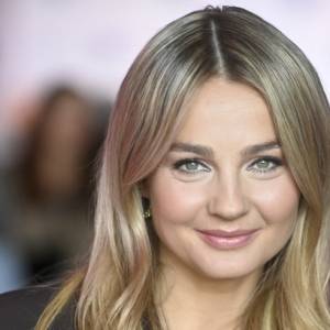 Małgorzata Socha zniewala na zdjęciach z plaży. Czas się dla niej zatrzymał [FOTO]