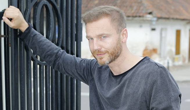 "M jak miłość". Miłosna scena Andrzeja i Magdy okiem Krystiana Wieczorka. Tak skomentował serialowe zbliżenie! 