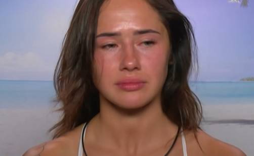 "Ustawka" w "Love Island 8"? Do willi wszedł były narzeczony Karoliny! 