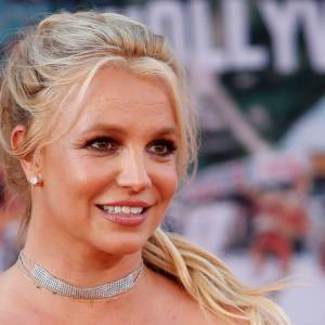 Britney Spears pozuje z nagim biustem. Pokazała się fanom topless [FOTO]