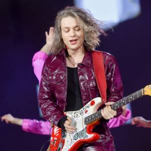 Felivers walczą o Eurowizję z utworem "Never Back Down". Kim są członkowie zespołu?