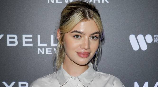 "Top Model". Weronika Zoń pozuje topless. Fani nie mogą oderwać wzroku. "Bogini" [FOTO]