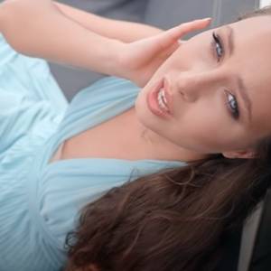 Bogusia Brzezińska w nowej piosence do "Hotelu Paradise". Zastąpi hit Soni [WIDEO]