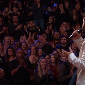 Fenomenalny występ 27-latka nagrodzony "złotym przyciskiem"! Mężczyzna zmierzył się z przebojem Whitney Houston [WIDEO]