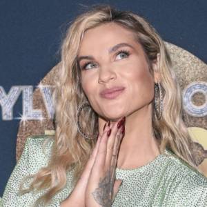 Karolina Gilon i uczestnik "Love Island" razem na jednym wyjeździe. W komentarzach: lawina domysłów! "Pasujecie do siebie"