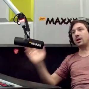 Wstawaj,nie udawaj w RMF MAXXX: Ukryte znaczenie "Nie ma Fal" Dawida Podsiadło                                                  