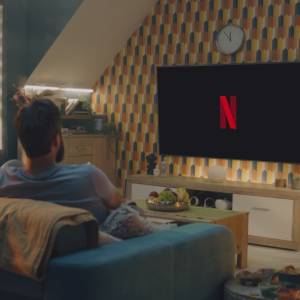 Ten polski serial jest w TOP10 Netflixa. O czym opowiada „Kibic”?