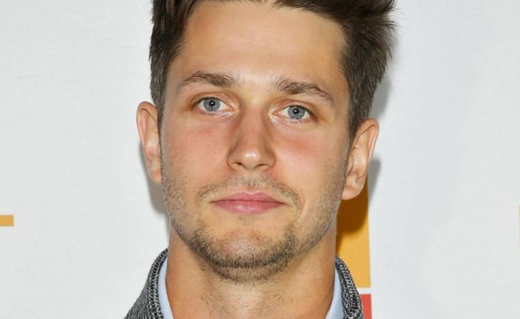 Gwiazda "Na Wspólnej" nie do poznania. Michał Malinowski zapuścił wąsy i zmienił fryzurę