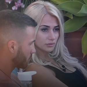 "Love Island. Wyspa miłości". Maciej i Beata znali się już przed programem? Internauci przyjrzeli się bliżej ich relacji!                            