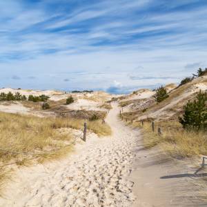 Polskie gwiazdy stawiają na urlop w kraju! Dokąd wybierają się na wakacje?