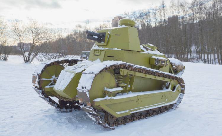 Amerykanin buduje w garażu czołg. Ma ważny powód