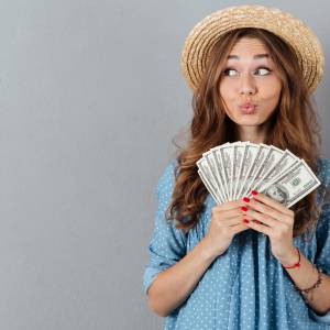 Rok 2023 przyniesie wzbogacenie tym 4 znakom zodiaku 