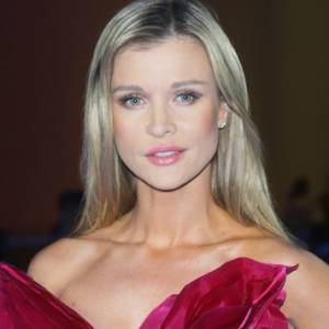 Joanna Krupa zostanie mamą bliźniaków? Modelka wrzuciła do sieci kolejne zdjęcie USG, a fani pytają o szczegóły!