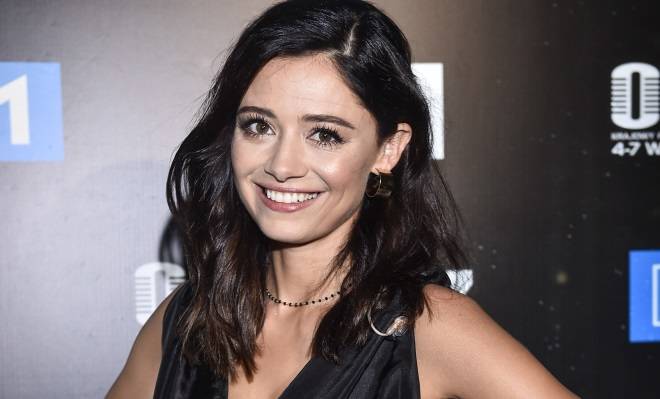 Adriana Kalska zaszalała z fryzurą. Aktorka pokazała, jak wygląda w wersji blond! [ZDJĘCIE]             