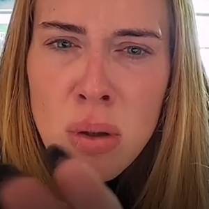 Adele podczas live dostała pytanie o Kingę Rusin. Co odpowiedziała? [WIDEO]