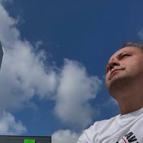 Adrian ze „Ślubu od pierwszego wejrzenia” o leczeniu glejaka. Uczestnik show zamieścił obszerny wpis