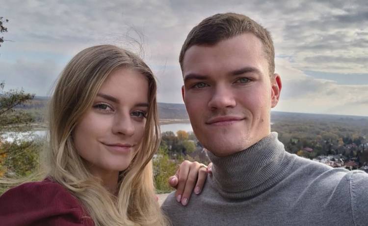 Adrianna z "Rolnik szuka żony" jednym zdjęciem wywołała falę spekulacji. Internauci piszą o ciąży